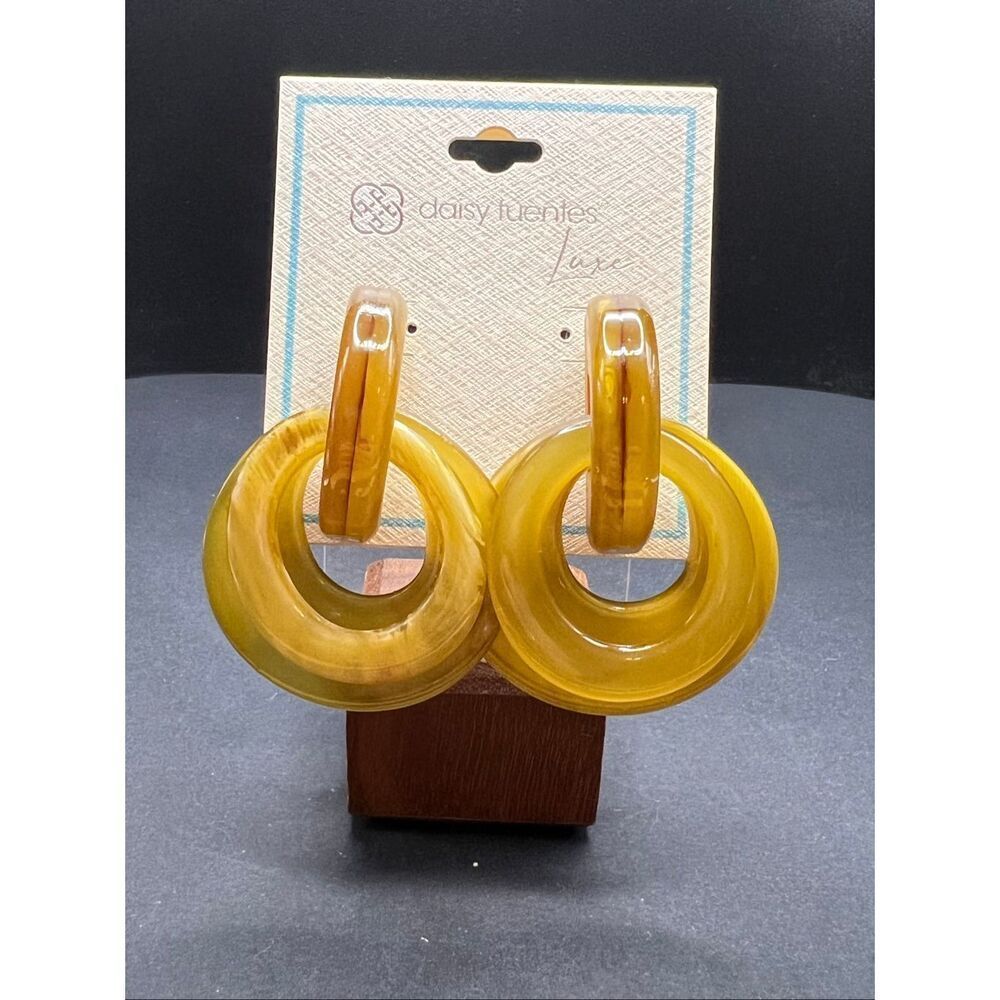 Daisy Fuentes Luxe Yellow Beige Honey Caramel Marbled Resin Drop Hoop Earrings